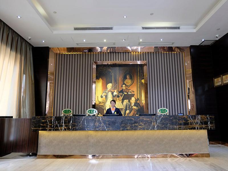 Vienna Hotel Dongguan Gaobu Exterior photo