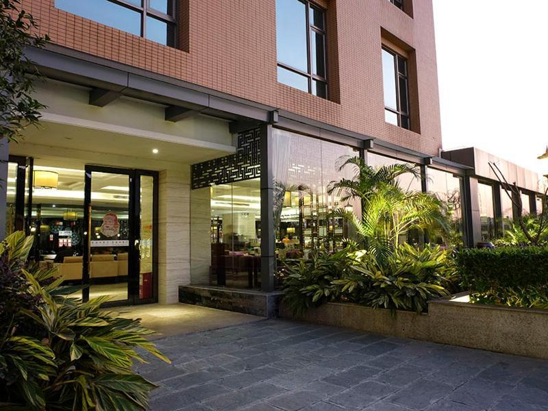 Vienna Hotel Dongguan Gaobu Exterior photo